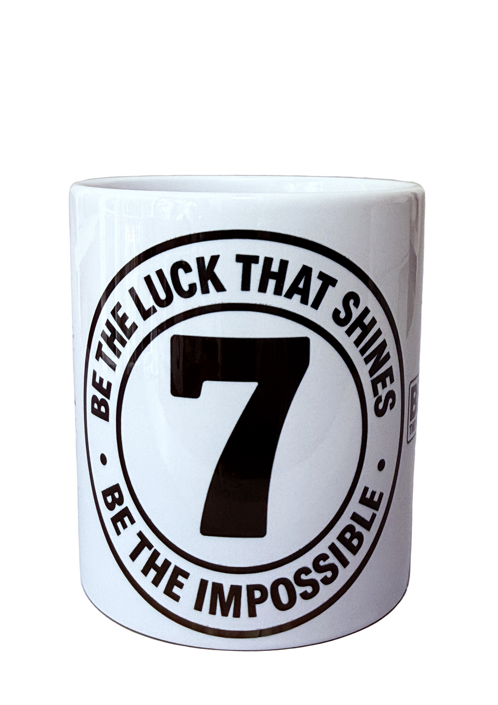 Taza “7 – BE THE LUCK THAT SHINES” edición BE. THE IMPOSSIBLE