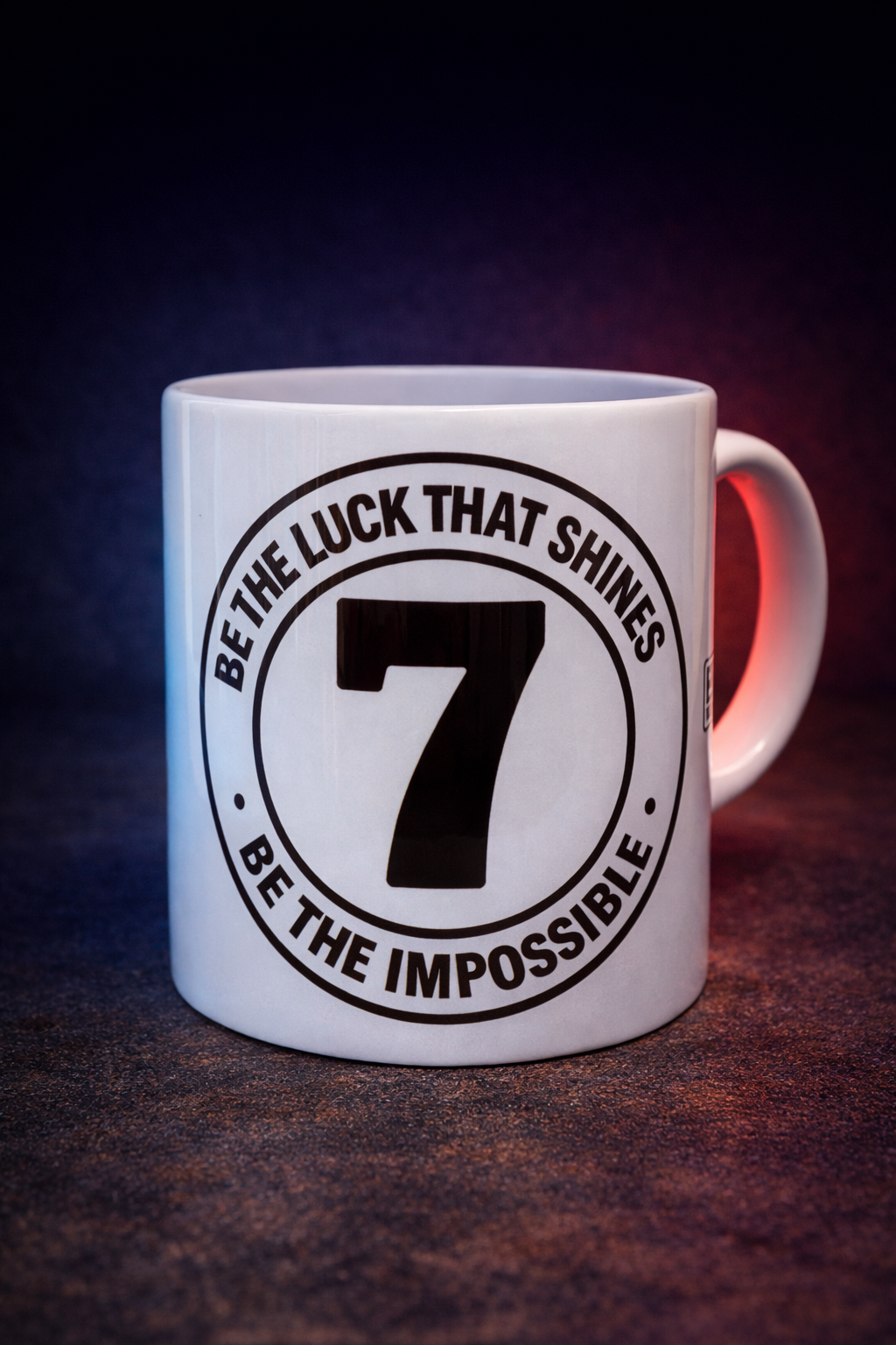 Taza “7 – BE THE LUCK THAT SHINES” edición BE. THE IMPOSSIBLE