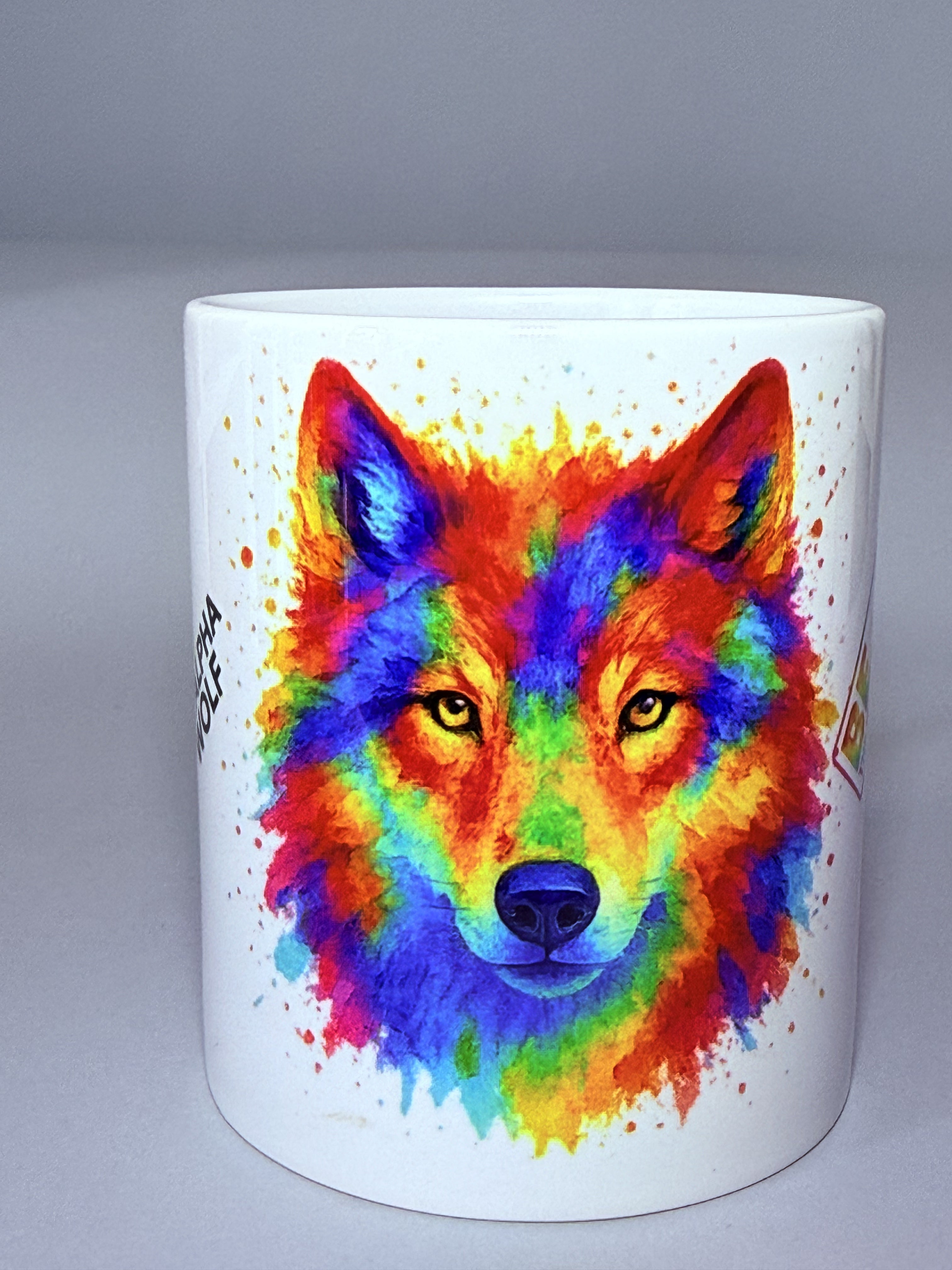 Taza “BE. THE IMPOSSIBLE” – Blanca lobo acuarela Alpha