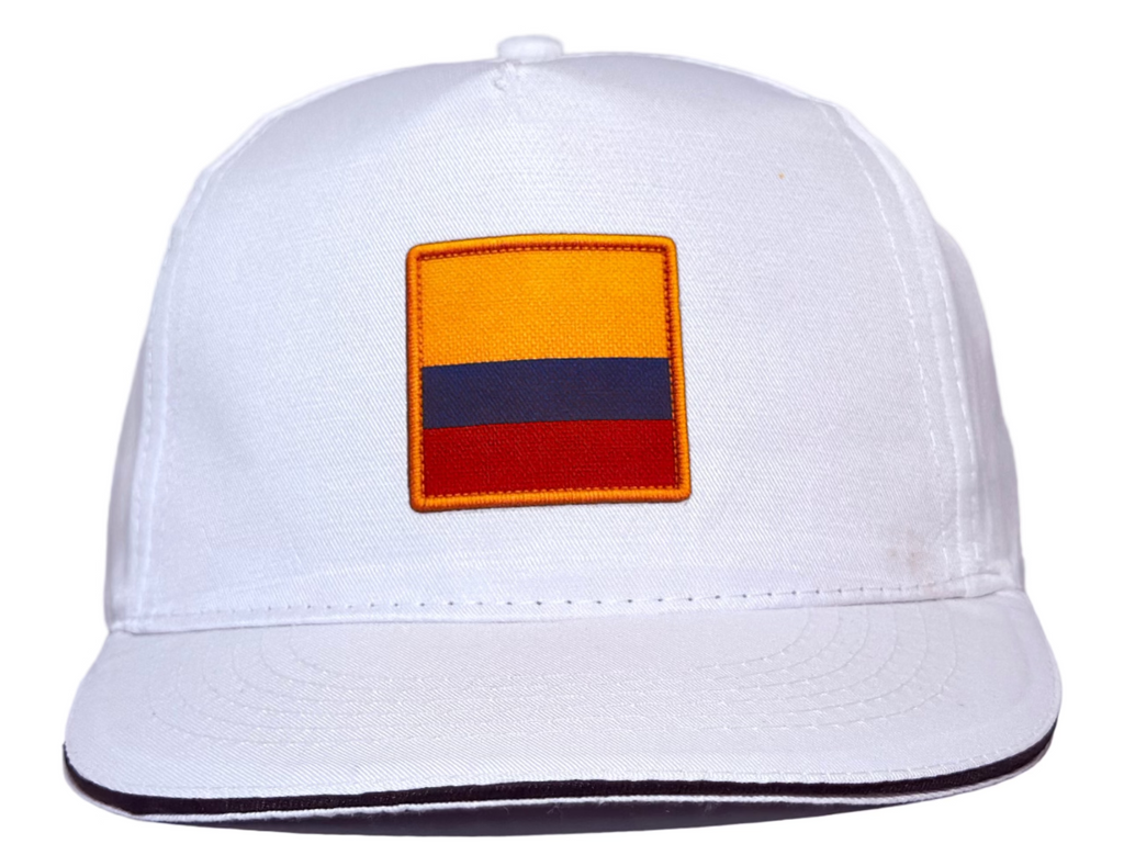 Gorra “Bandera de Colombia” – Edición BE. THE IMPOSSIBLE 🇨🇴