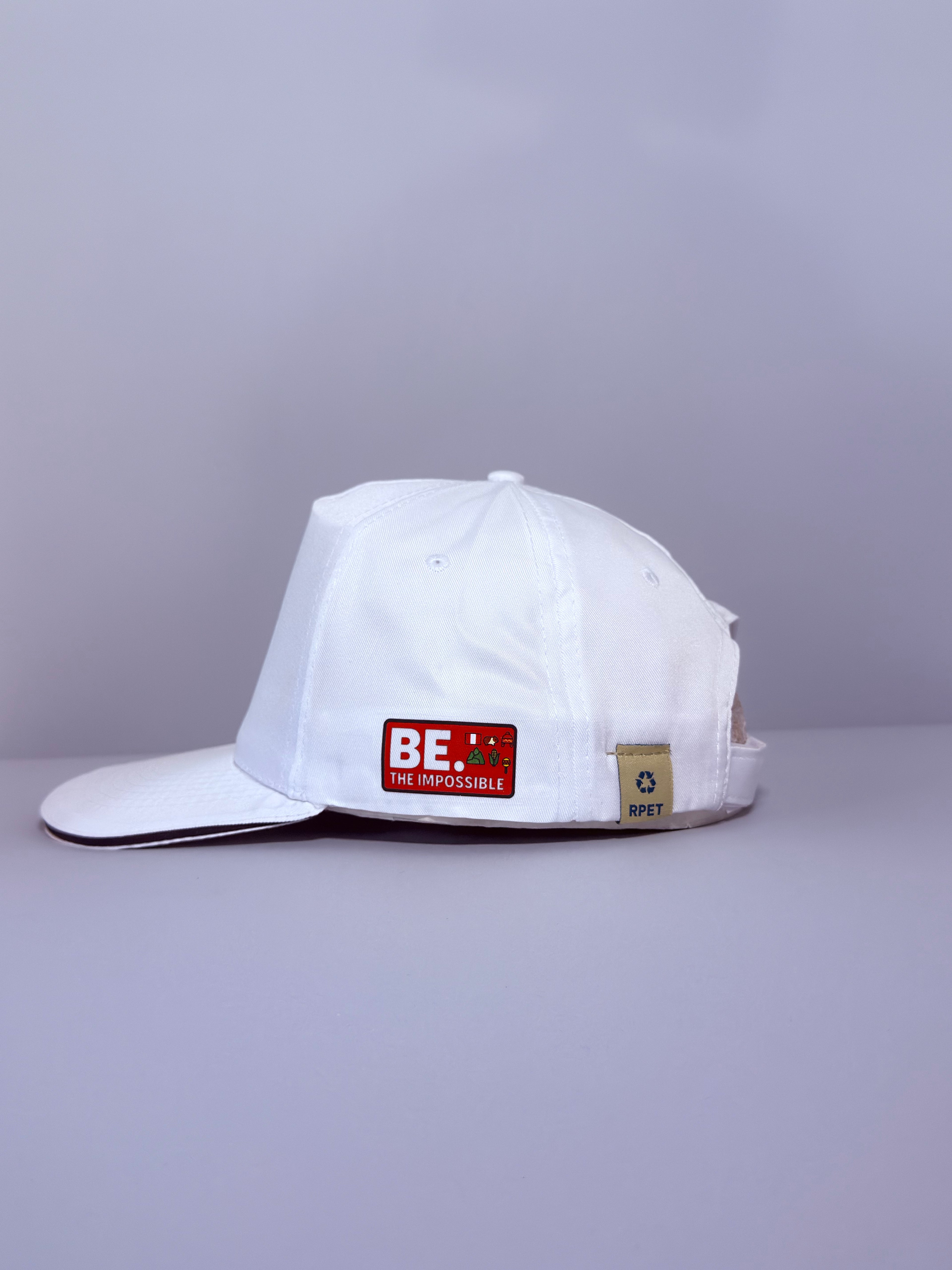 Gorra “Qué bendición ser peruano, causa” – Edición BE. THE IMPOSSIBLE 🇵🇪