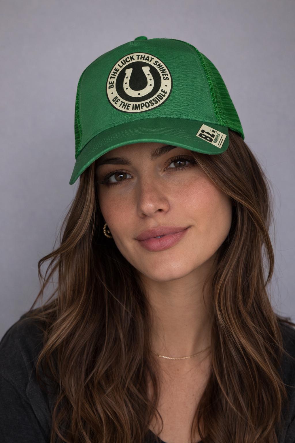 Gorra “BE. HORSESHOE” – Good Fortune Edition 🍀🐴