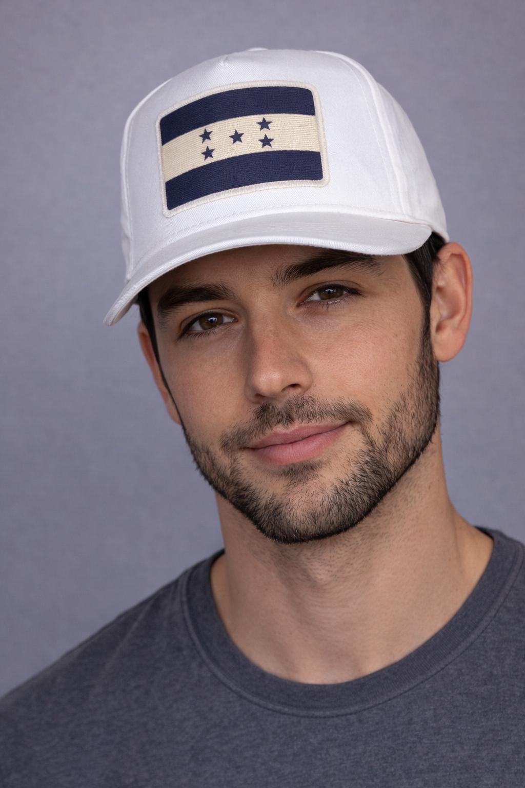 Gorra “Bandera de Honduras  – Edición BE. THE IMPOSSIBLE 🇭🇳